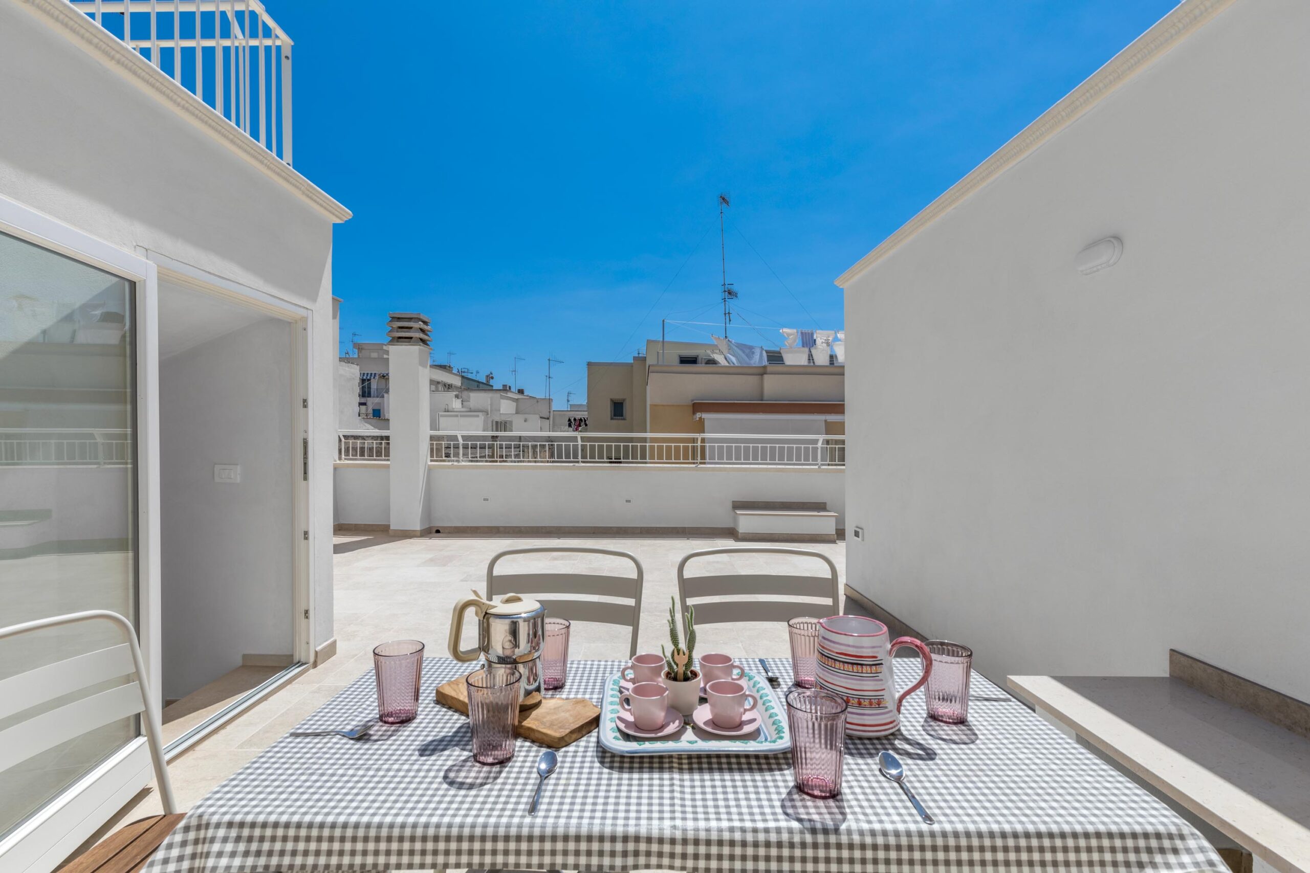 polignano_a_mare-casa_della_farfalla@@000101